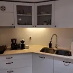 41 Homer Street * ארמופוליס